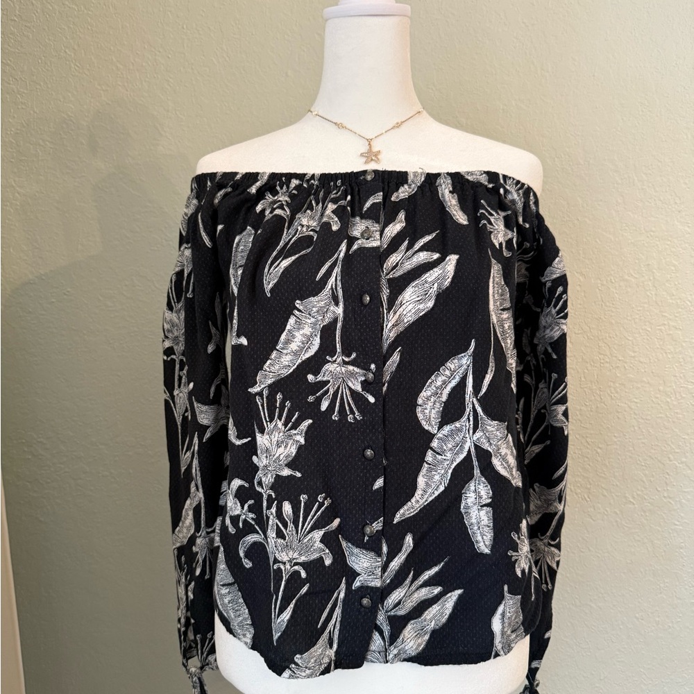 Roxy Black and White Floral Off-Shoulder Blouse